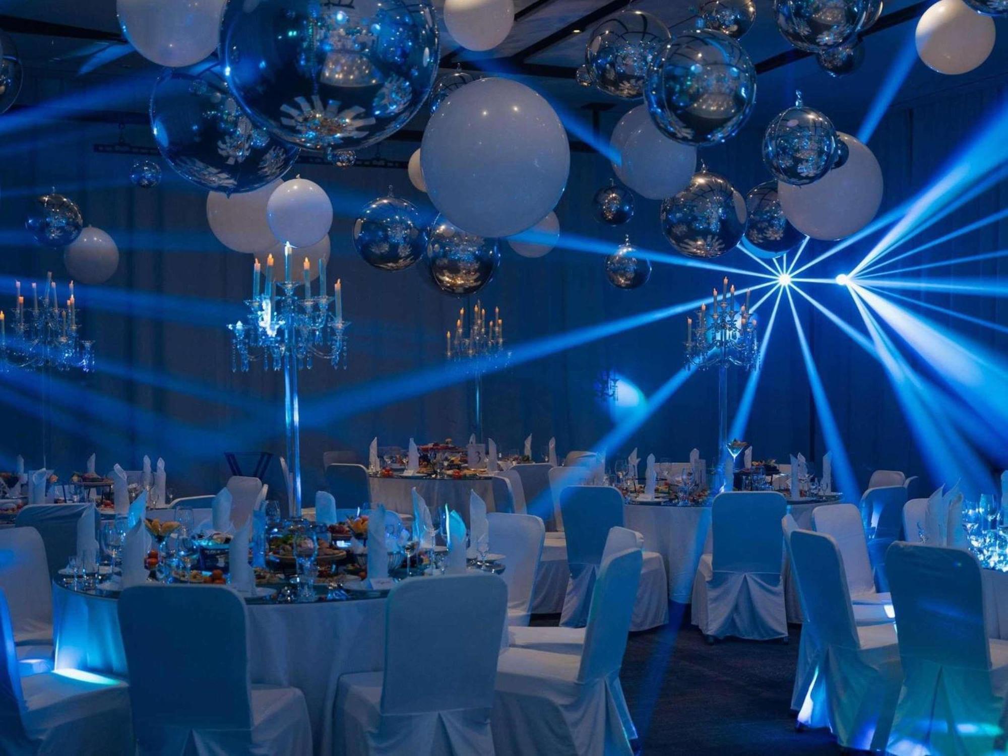 Novotel Bishkek City Center Bagian luar foto