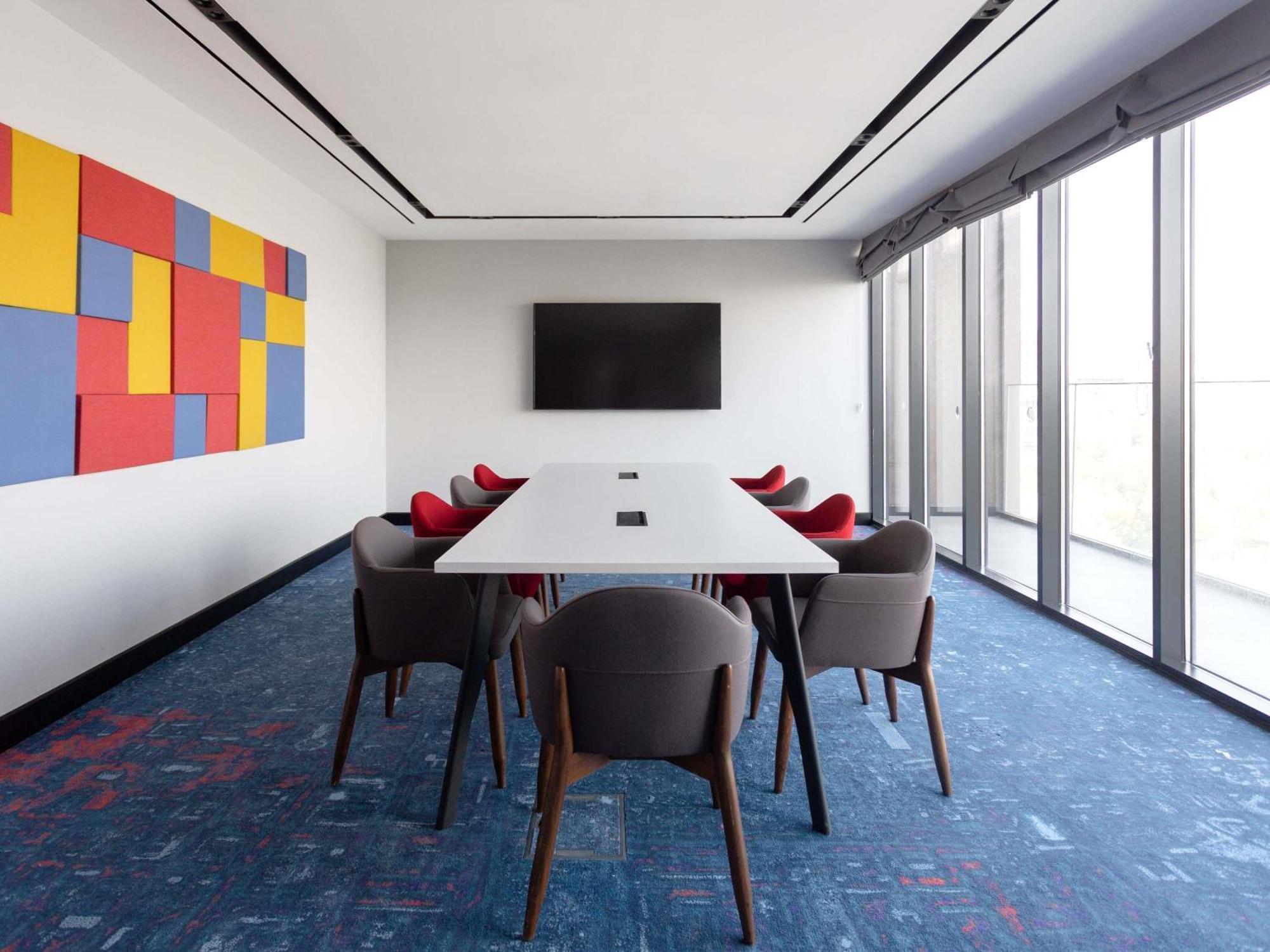 Novotel Bishkek City Center Bagian luar foto