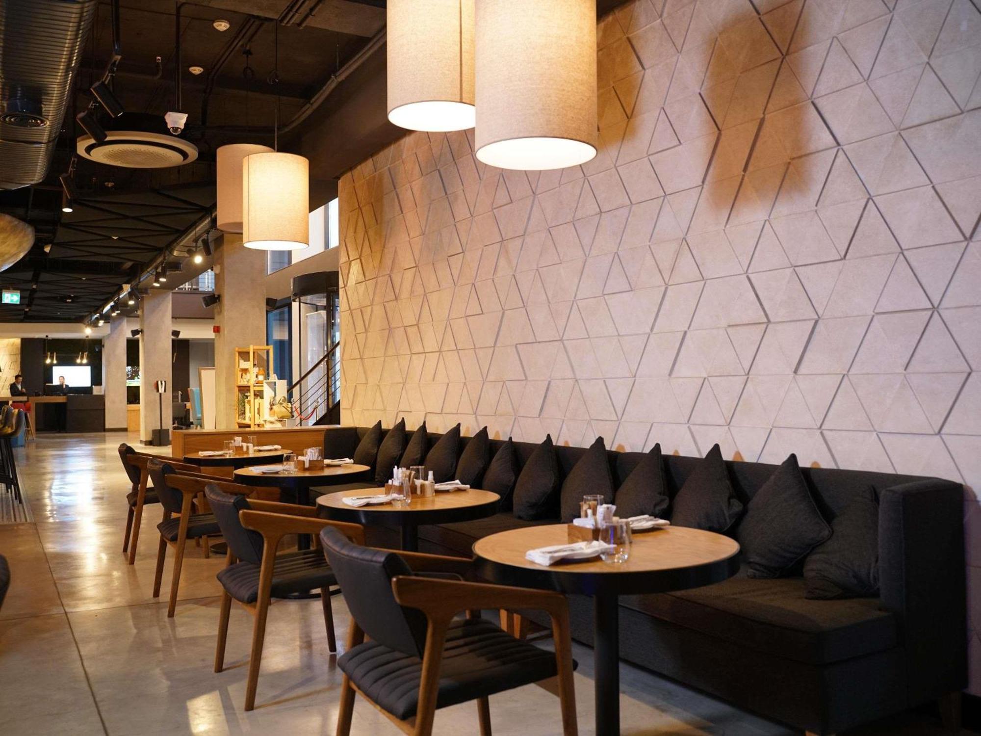 Novotel Bishkek City Center Bagian luar foto